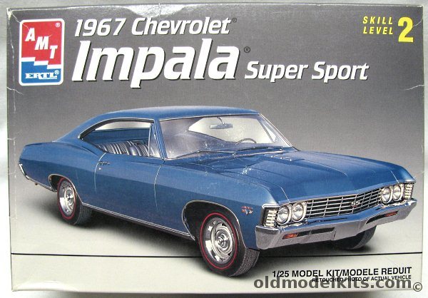 AMT 1/25 Chevrolet 1967 Impala Super Sport SS427 Coupe (2 Door Hardtop